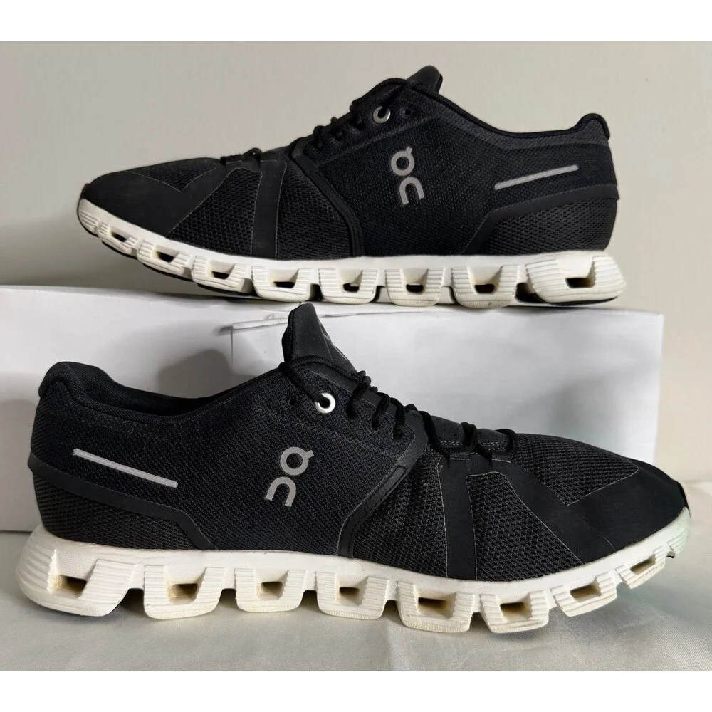 On Cloud 5 Black White Swiss Engineering Men’s 10.5